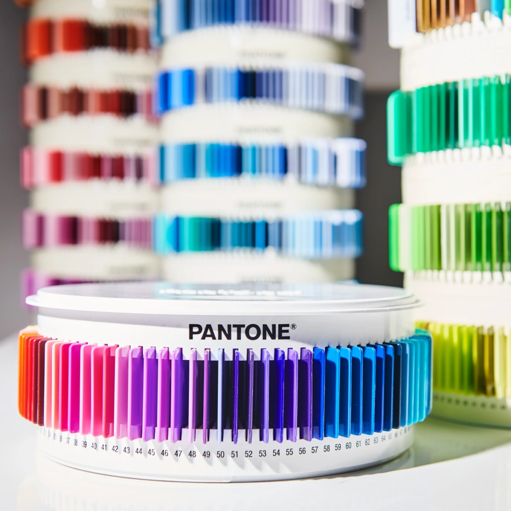 Pantone színpaletta