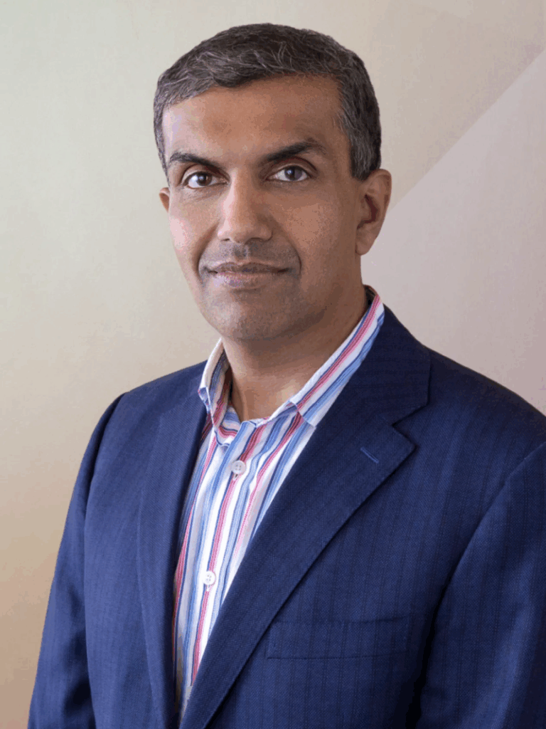 Anil Chakravarthy az Adobe új vezérigazgatója 2026. december 1-től
